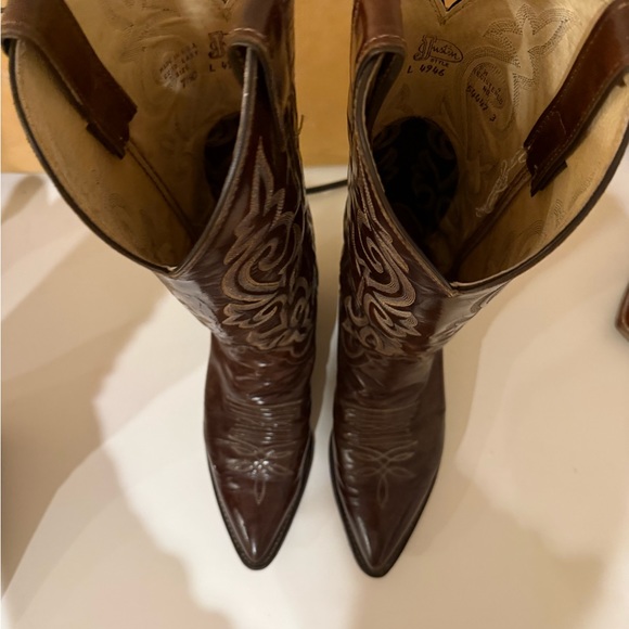 Brown Justin Cowboy Boots - Picture 5 of 9